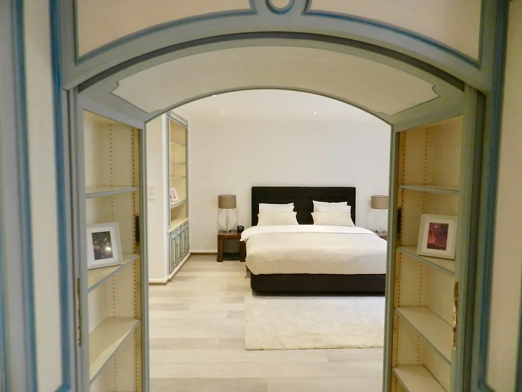 Larem Suites Old Town Geneva Apartment