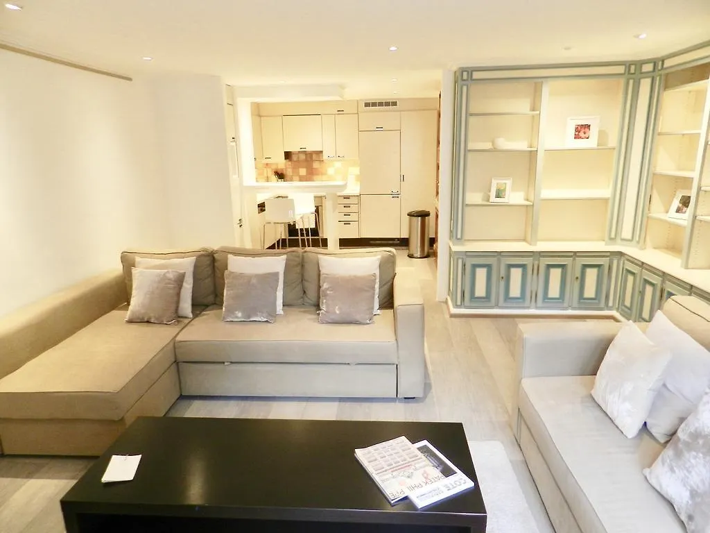 Larem Suites Old Town Geneva 0*,  Switzerland